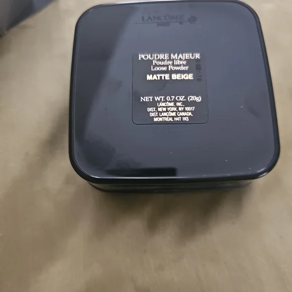 Lancome Poudre Majeur Loose Powder - Picture 3 of 7